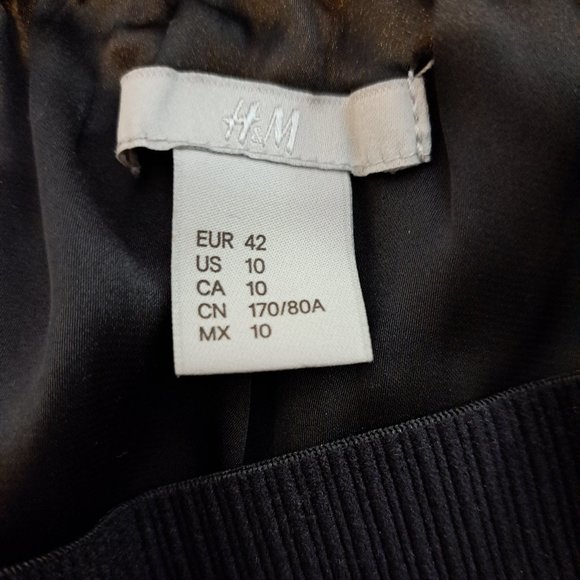 H&M Midi Pleated Skirt Size 10 - Picture 3 of 8